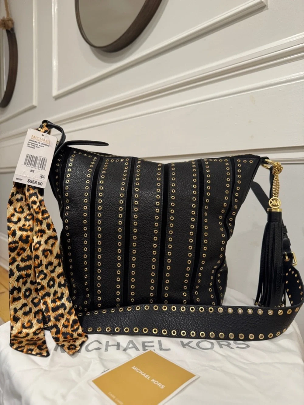 Michael Kors Brooklyn Black Grommet Leather Feedbag Crossbody NWT - Picture 4 of 17
